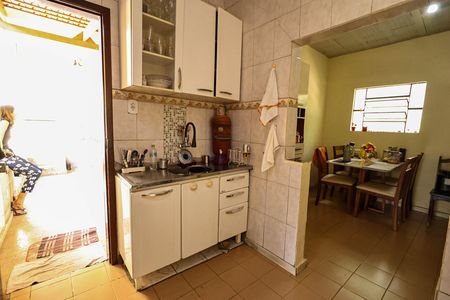 Cozinha de casa à venda com 3 quartos, 570m² em Alto Caiçaras, Belo Horizonte