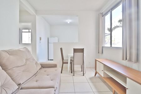 Apartamento para alugar com 47m², 2 quartos e 1 vagaSala