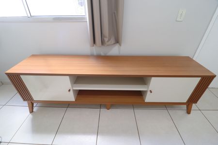 Sala de apartamento para alugar com 2 quartos, 47m² em Gávea, Uberlândia