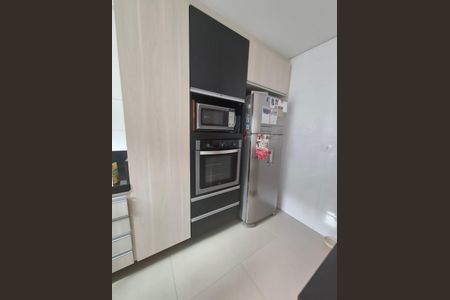 Casa de Condomínio para alugar com 3 quartos, 140m² em Vila Palmeiras, São Paulo