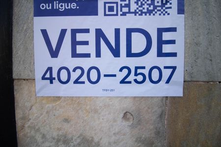 Apartamento à venda com 96m², 3 quartos e 2 vagas Apartamento à venda com 96m², 3 quartos e 2 vagasPLAQUINHA