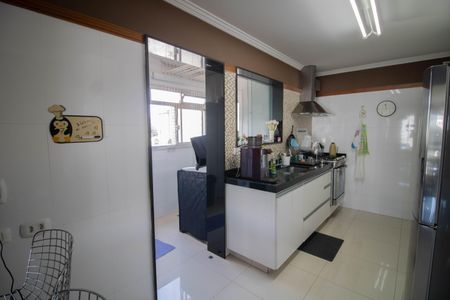 Apartamento à venda com 96m², 3 quartos e 2 vagas Apartamento à venda com 96m², 3 quartos e 2 vagasCOZINHA