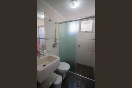 Apartamento à venda com 96m², 3 quartos e 2 vagas Apartamento à venda com 96m², 3 quartos e 2 vagasBANHEIRO