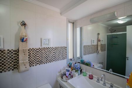 Apartamento à venda com 96m², 3 quartos e 2 vagas Apartamento à venda com 96m², 3 quartos e 2 vagasBANHEIRO DA SUÍTE