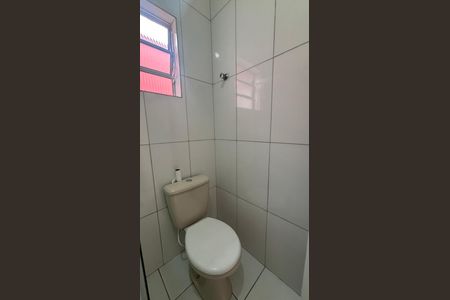 Casa à venda com 125m², 2 quartos e 2 vagas Casa à venda com 125m², 2 quartos e 2 vagasBanheiro