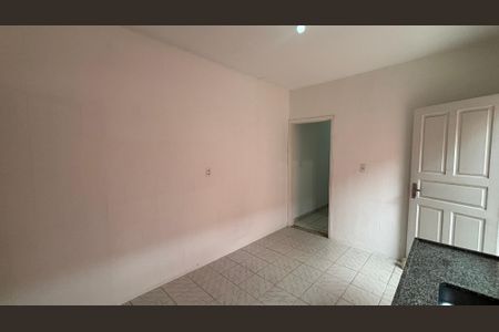 Casa à venda com 125m², 2 quartos e 2 vagas Casa à venda com 125m², 2 quartos e 2 vagasCozinha
