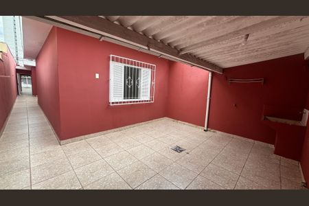 Casa à venda com 125m², 2 quartos e 2 vagas Casa à venda com 125m², 2 quartos e 2 vagasQuintal