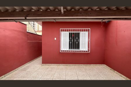 Casa à venda com 125m², 2 quartos e 2 vagas Casa à venda com 125m², 2 quartos e 2 vagasQuintal