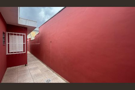 Casa à venda com 125m², 2 quartos e 2 vagas Casa à venda com 125m², 2 quartos e 2 vagasQuintal