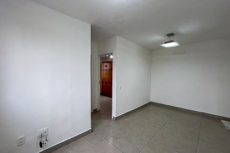 Apartamento para alugar com 40m², 2 quartos e sem vaga Apartamento para alugar com 40m², 2 quartos e sem vagaSala