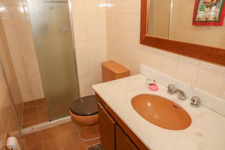 Apartamento à venda com 89m², 3 quartos e 2 vagas Apartamento à venda com 89m², 3 quartos e 2 vagasBanheiro Social