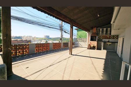 Casa à venda com 124m², 2 quartos e 3 vagas