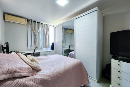 Apartamento à venda com 92m², 2 quartos e 2 vagasSuíte 