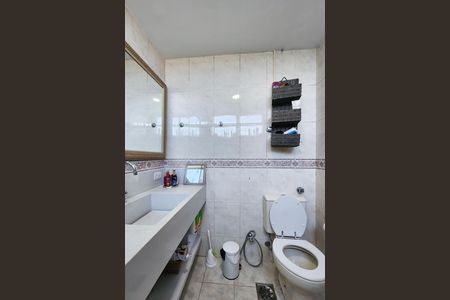 Apartamento à venda com 92m², 2 quartos e 2 vagasBanheiro da Suíte 