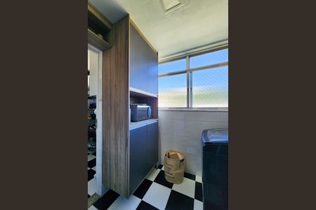 Apartamento à venda com 92m², 2 quartos e 2 vagasÁrea de Serviço 
