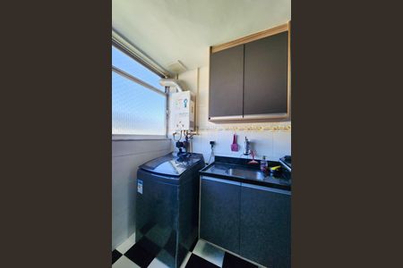Apartamento à venda com 92m², 2 quartos e 2 vagasÁrea de Serviço 