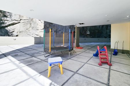 Apartamento à venda com 92m², 2 quartos e 2 vagasÁrea Comum 
