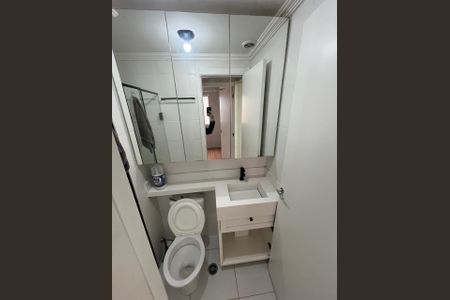 Apartamento para alugar com 33m², 2 quartos e sem vaga Apartamento para alugar com 33m², 2 quartos e sem vagaBanheiro