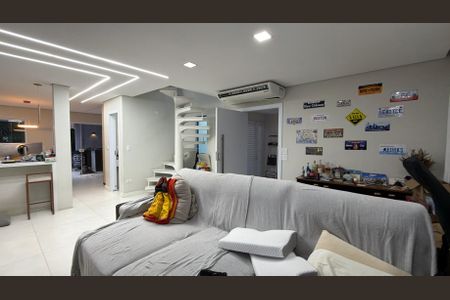 Sala de casa à venda com 3 quartos, 155m² em Água Rasa, São Paulo