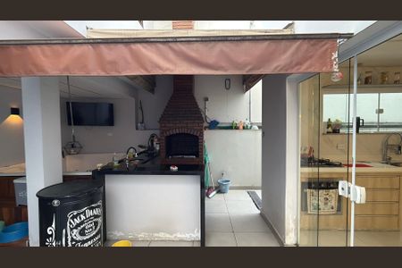 Casa à venda com 155m², 3 quartos e 2 vagas Casa à venda com 155m², 3 quartos e 2 vagasÁrea gourmet