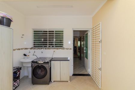 Casa à venda com 102m², 3 quartos e 2 vagas Casa à venda com 102m², 3 quartos e 2 vagasÁrea de Serviço