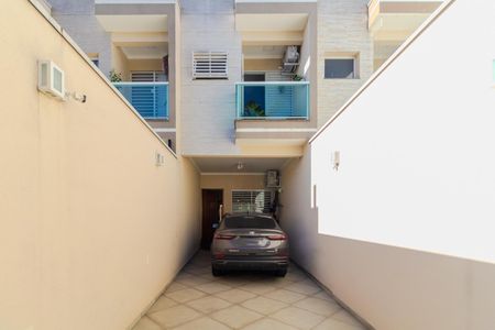 Casa à venda com 102m², 3 quartos e 2 vagas Casa à venda com 102m², 3 quartos e 2 vagasGaragem