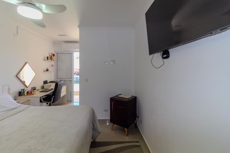 Casa à venda com 102m², 3 quartos e 2 vagas Casa à venda com 102m², 3 quartos e 2 vagasQuarto 3 - Suíte