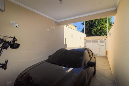 Casa à venda com 102m², 3 quartos e 2 vagas Casa à venda com 102m², 3 quartos e 2 vagasGaragem