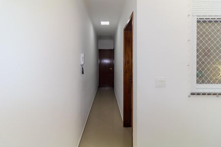 Casa à venda com 102m², 3 quartos e 2 vagas Casa à venda com 102m², 3 quartos e 2 vagasCorredor dos quartos
