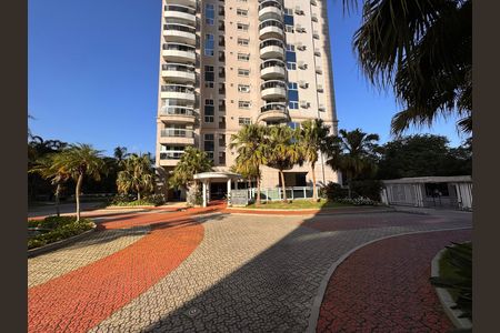 Apartamento à venda com 171m², 4 quartos e 2 vagasFachada