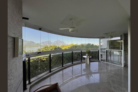 Varanda de apartamento à venda com 3 quartos, 171m² em Barra da Tijuca, Rio de Janeiro