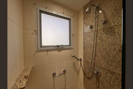 Apartamento à venda com 171m², 4 quartos e 2 vagasSuíte 3 - Banheiro
