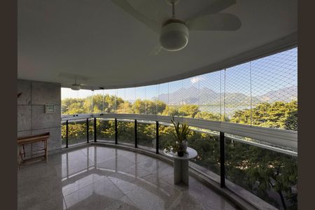 Varanda de apartamento à venda com 3 quartos, 171m² em Barra da Tijuca, Rio de Janeiro