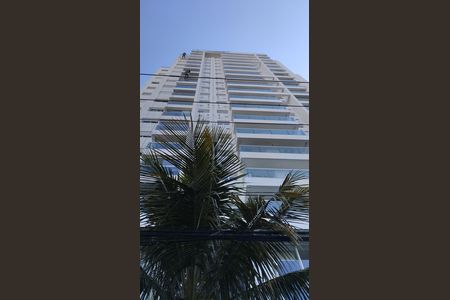 Studio à venda com 46m², 1 quarto e 1 vaga Studio à venda com 46m², 1 quarto e 1 vagaFachada