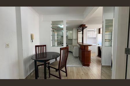 Apartamento à venda com 65m², 2 quartos e 1 vaga