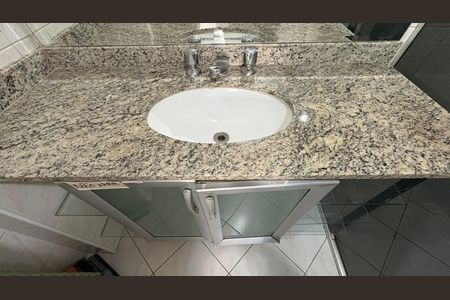 Apartamento à venda com 65m², 2 quartos e 1 vaga