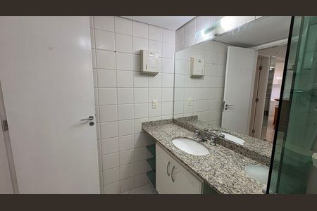 Apartamento à venda com 65m², 2 quartos e 1 vaga