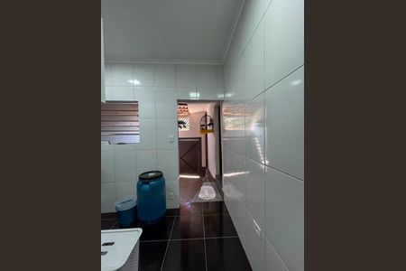 Casa à venda com 82m², 2 quartos e 1 vagaÁrea de Serviço