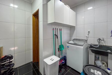 Casa à venda com 82m², 2 quartos e 1 vagaÁrea de Serviço
