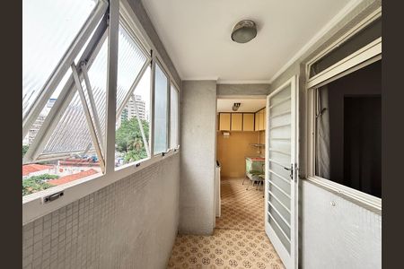 Apartamento para alugar com 55m², 1 quarto e 1 vagaÁrea de Serviço
