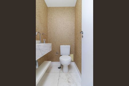 Apartamento para alugar com 180m², 3 quartos e 3 vagasLavabo