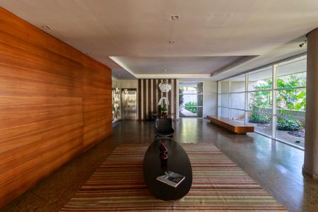 Apartamento para alugar com 180m², 3 quartos e 3 vagasHall Social