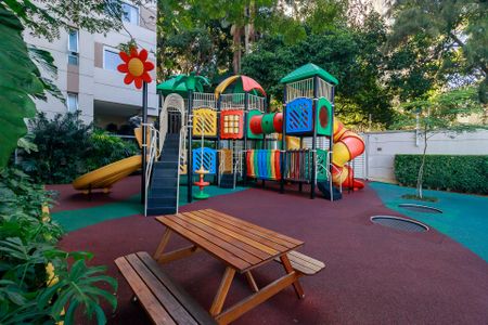 Apartamento para alugar com 180m², 3 quartos e 3 vagasPlayground