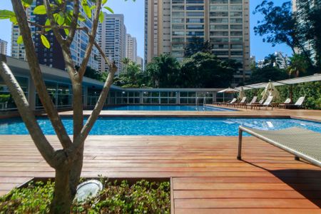 Apartamento para alugar com 180m², 3 quartos e 3 vagasPiscina