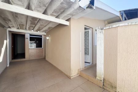 Casa à venda com 104m², 3 quartos e 2 vagas Casa à venda com 104m², 3 quartos e 2 vagasGaragem