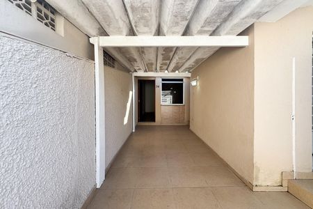Casa à venda com 104m², 3 quartos e 2 vagas Casa à venda com 104m², 3 quartos e 2 vagasGaragem