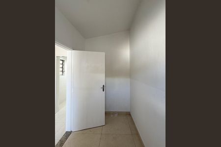 Casa à venda com 104m², 3 quartos e 2 vagas Casa à venda com 104m², 3 quartos e 2 vagasQuarto de Serviço