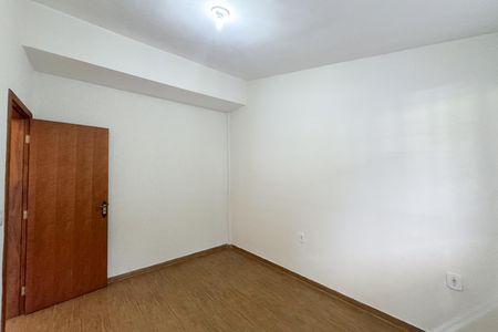 Casa à venda com 104m², 3 quartos e 2 vagas Casa à venda com 104m², 3 quartos e 2 vagasQuarto 3