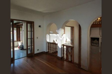 Casa para alugar com 513m², 4 quartos e 6 vagas
