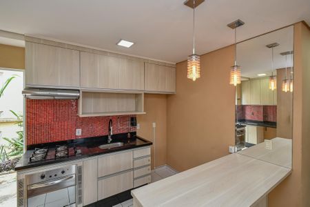 Apartamento para alugar com 45m², 2 quartos e 1 vaga Apartamento para alugar com 45m², 2 quartos e 1 vagaCozinha e Área de Serviço